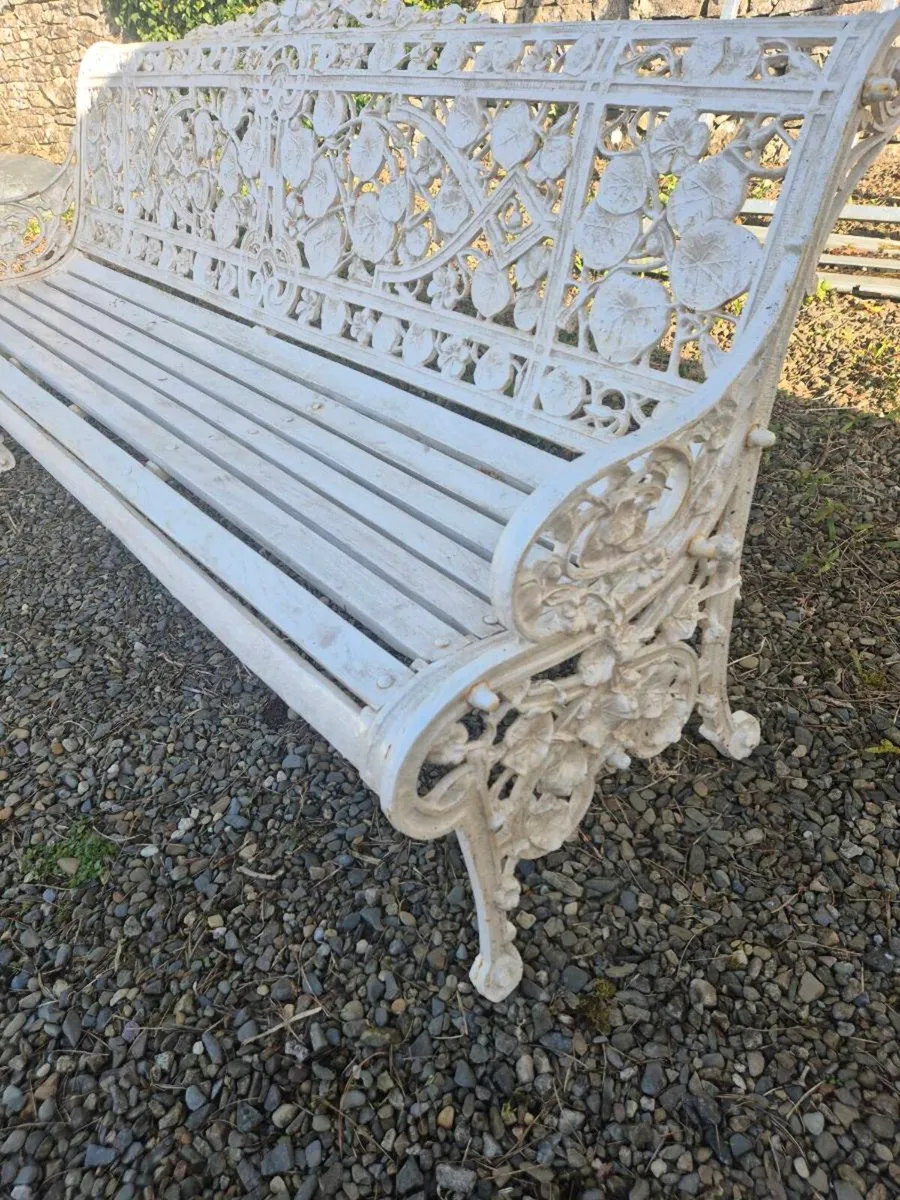 Cast iron  garden chair - Image 4