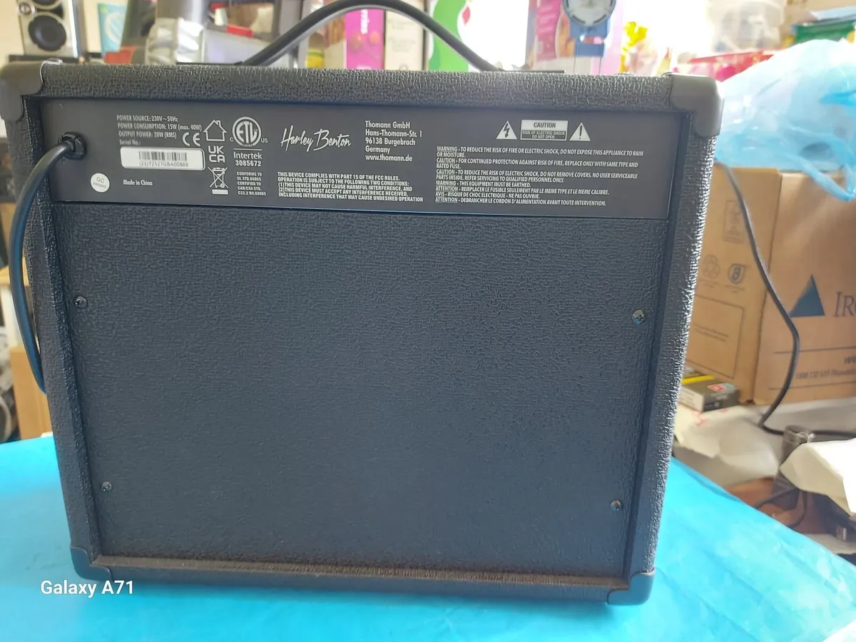 Harley Benton HB-20B Bass Amplifier, in excellent - Image 2