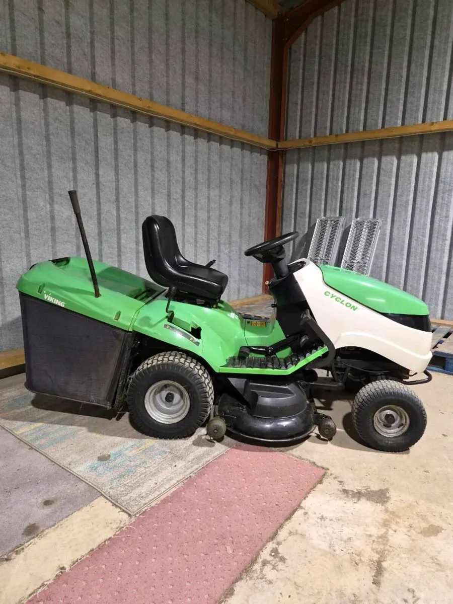 Viking Ride On Lawnmower - Image 2