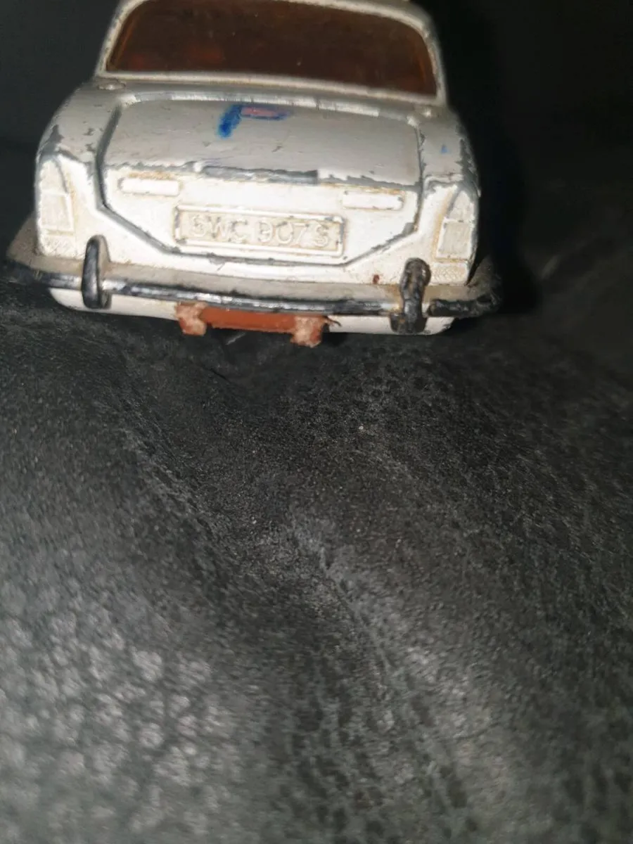 RARE MATCHBOX 1978 JAGUAR XJ12 POLICE MODEL - Image 2