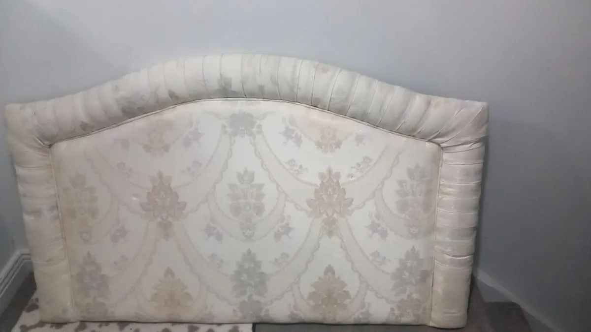 Headboard 4ft6 - Image 2