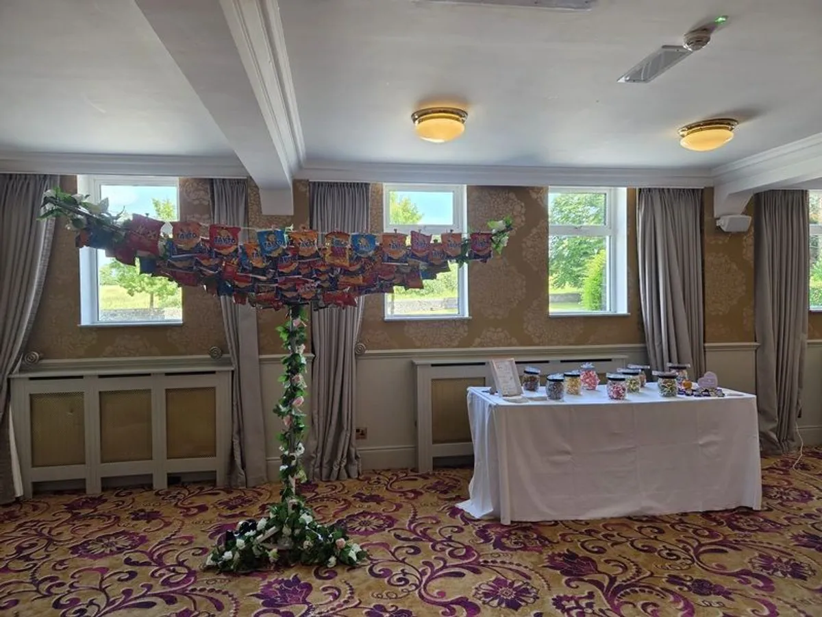 Wedding Crisps Wall / Tree / Line - Image 1