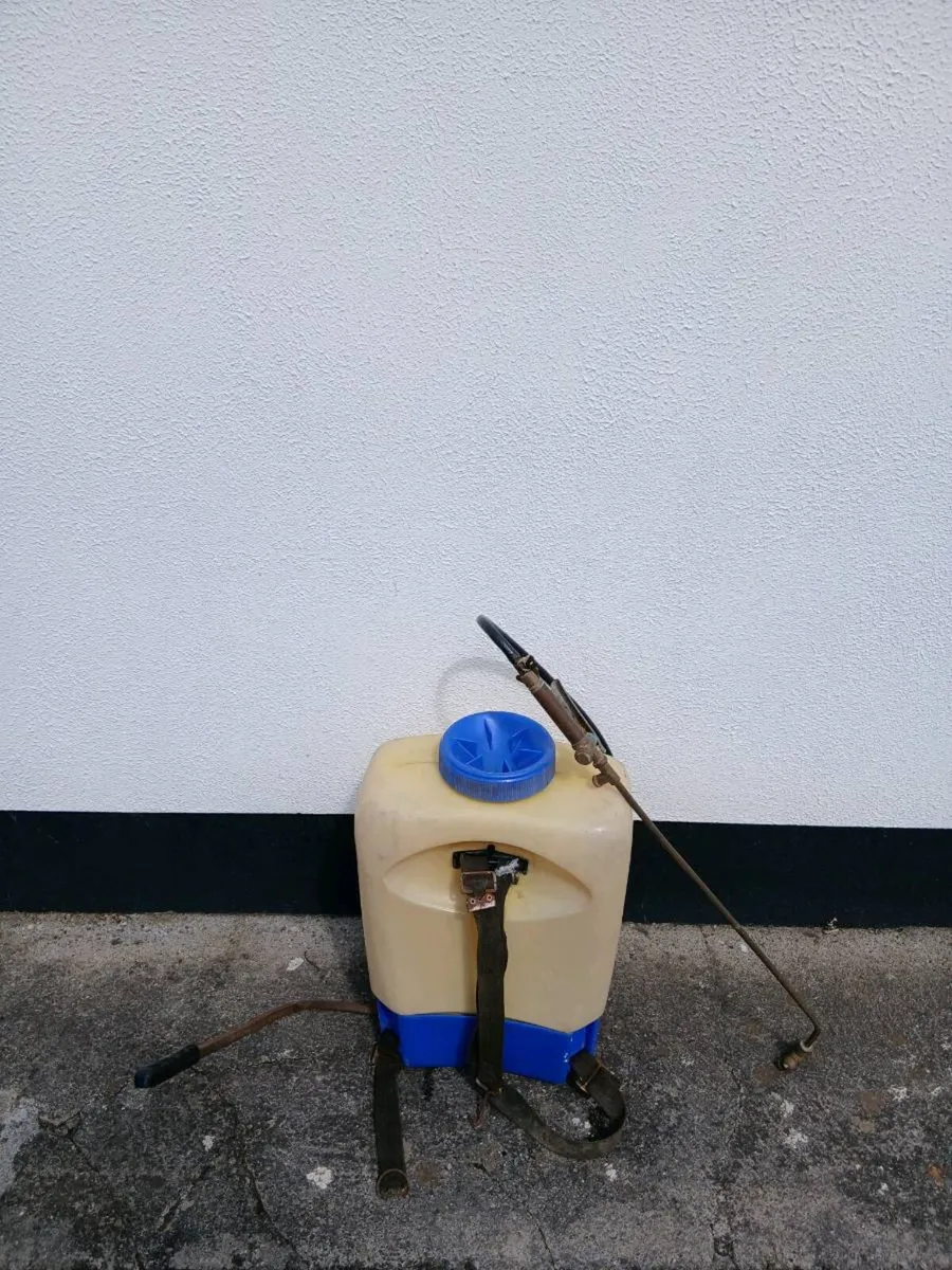 Copper pegler CP3 knapsack Sprayer - Image 3