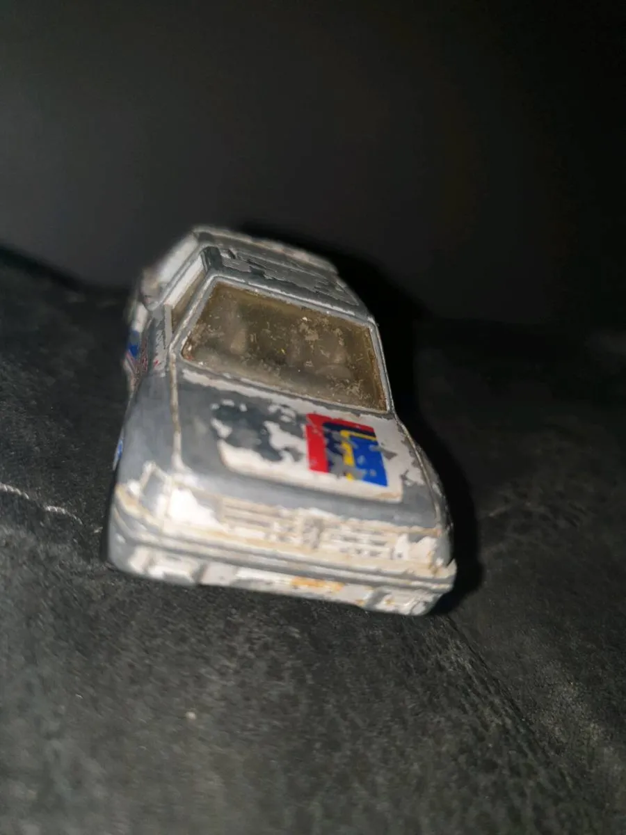 RARE 1984 MATCHBOX PEUGEOT 205 16 RALLY DIE.CAST - Image 3
