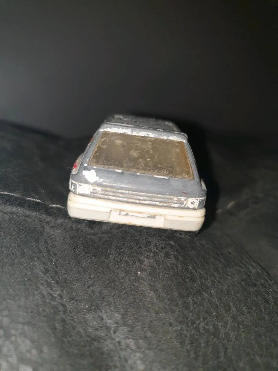 RARE 1984 MATCHBOX PEUGEOT 205 16 RALLY DIE.CAST - Image 4