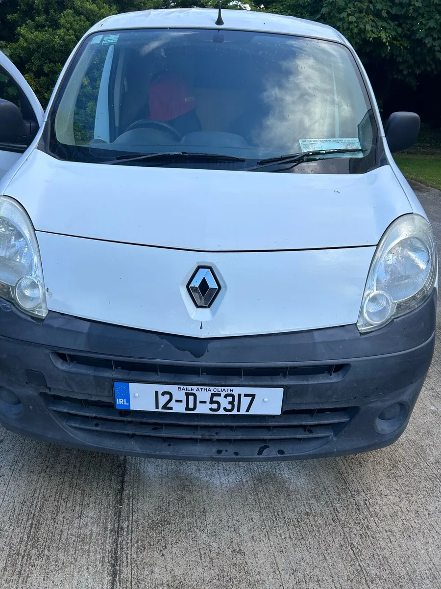 Van - Image 1