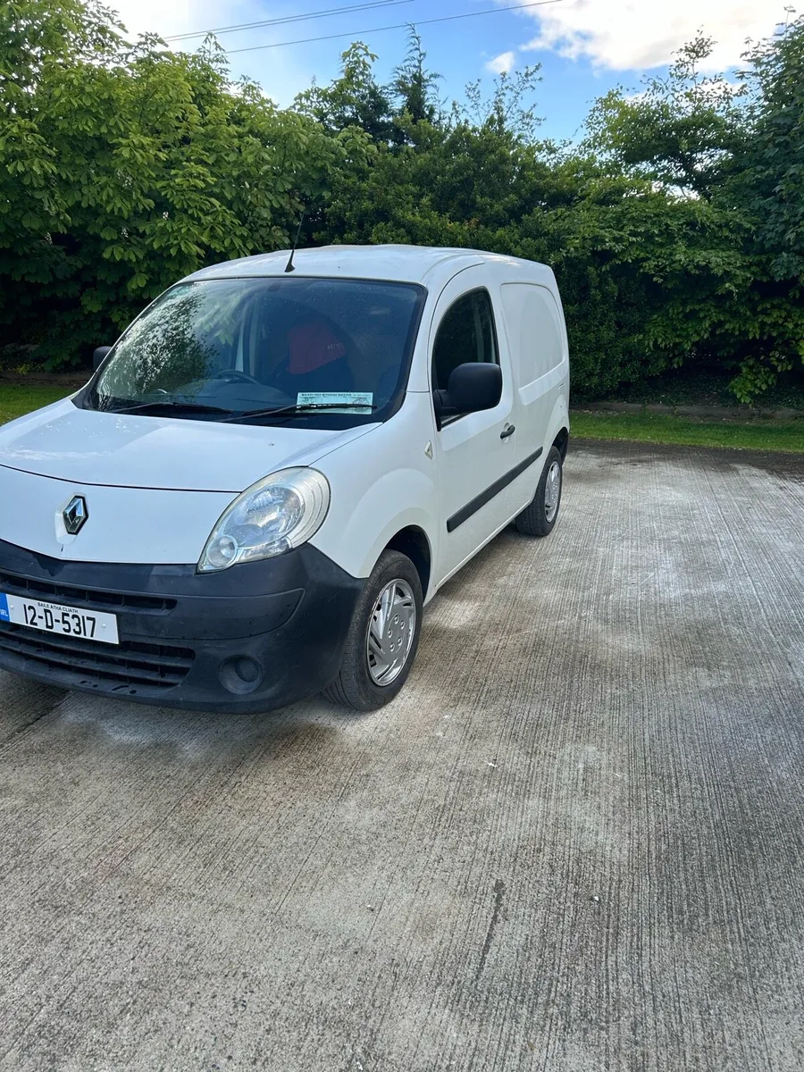 Van - Image 3