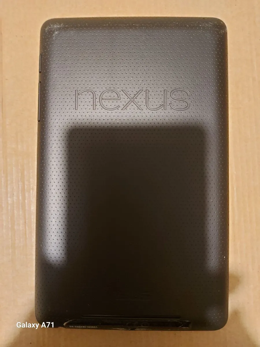 ASUS Nexus 7 Tablet, 16GB, in excellent condition - Image 3