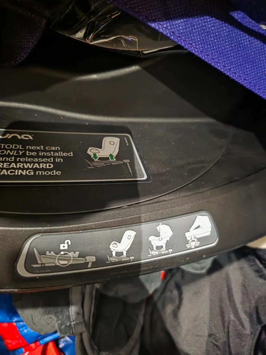 Bugaboo Nuna 360 ISOFIX BASE - Image 4