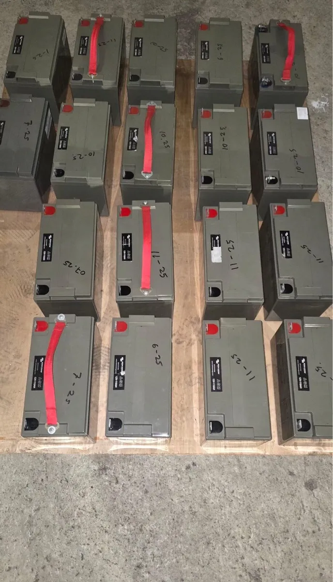 Amg deep cycle battery - Image 1