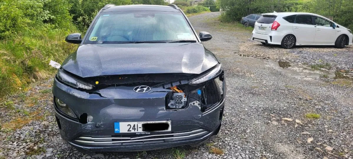 Hyundai Kona EV, airbag OK, only 78 km - Image 1