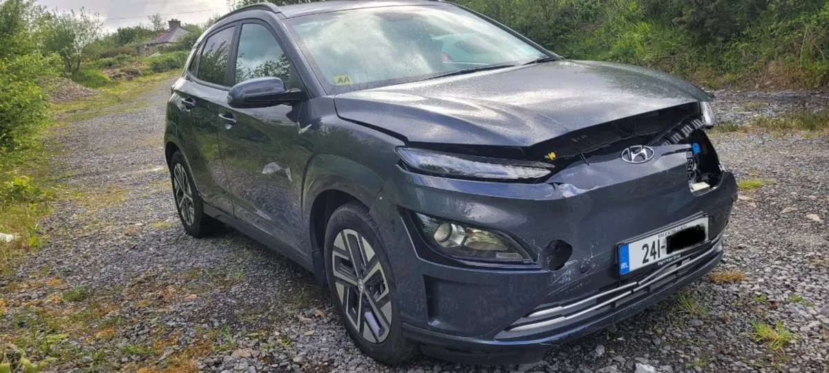 Hyundai Kona EV, airbag OK, only 78 km - Image 2