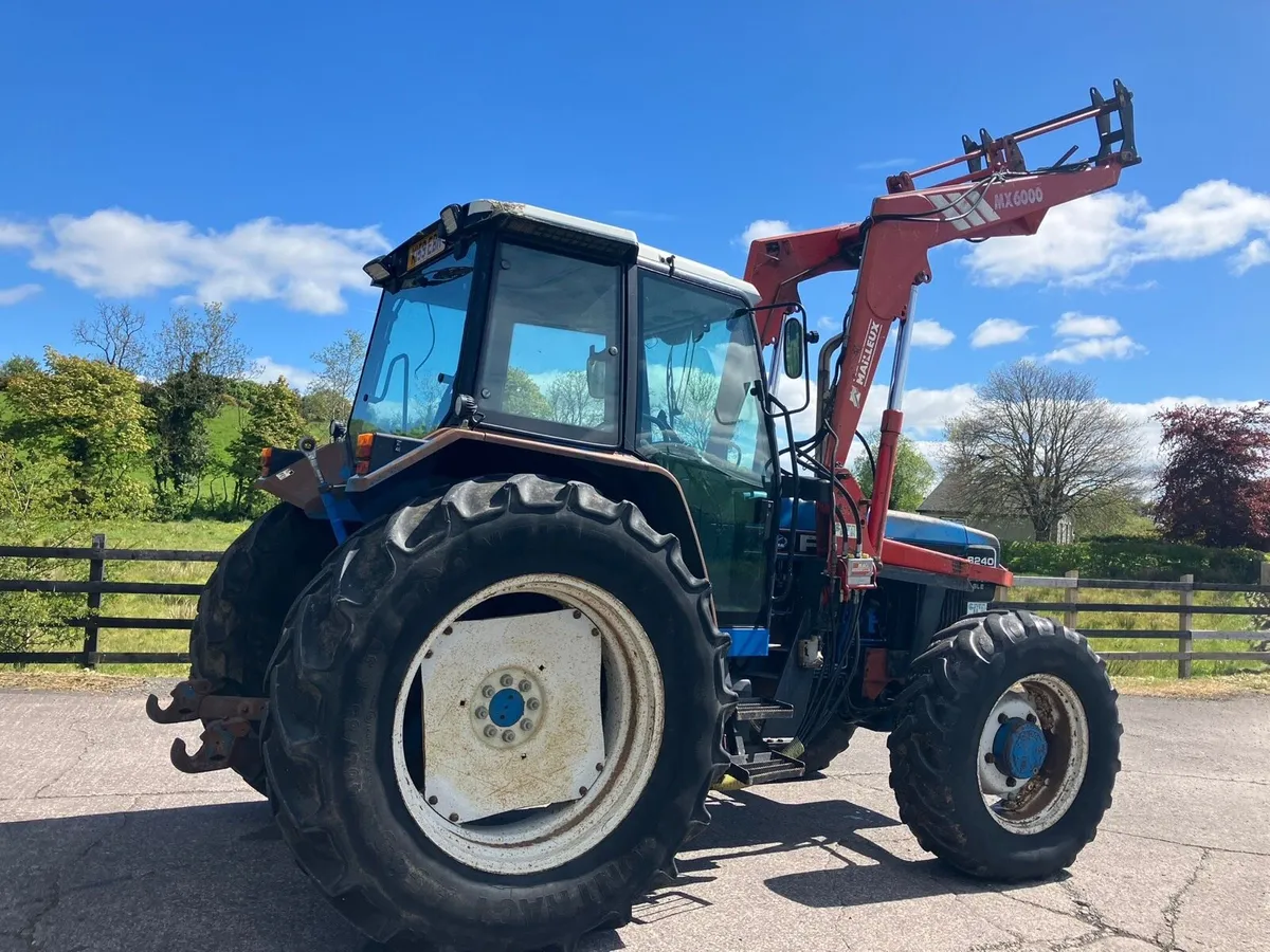 Ford 8240 - Image 3
