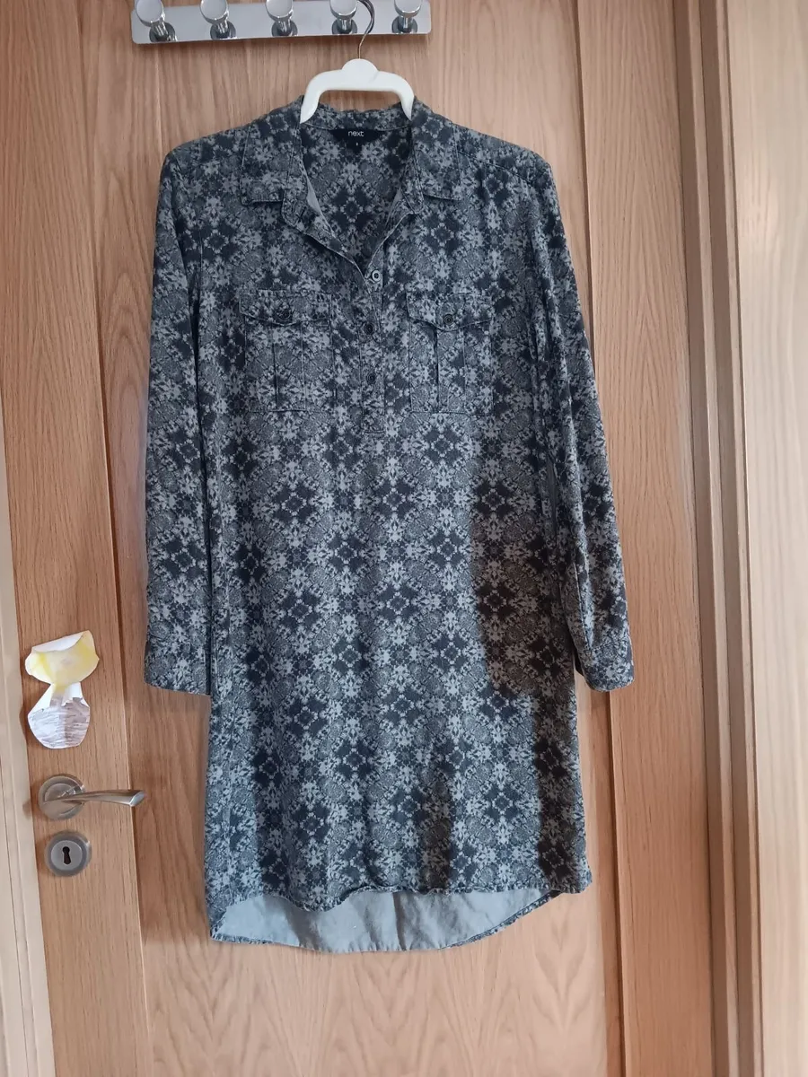 Shirt dress