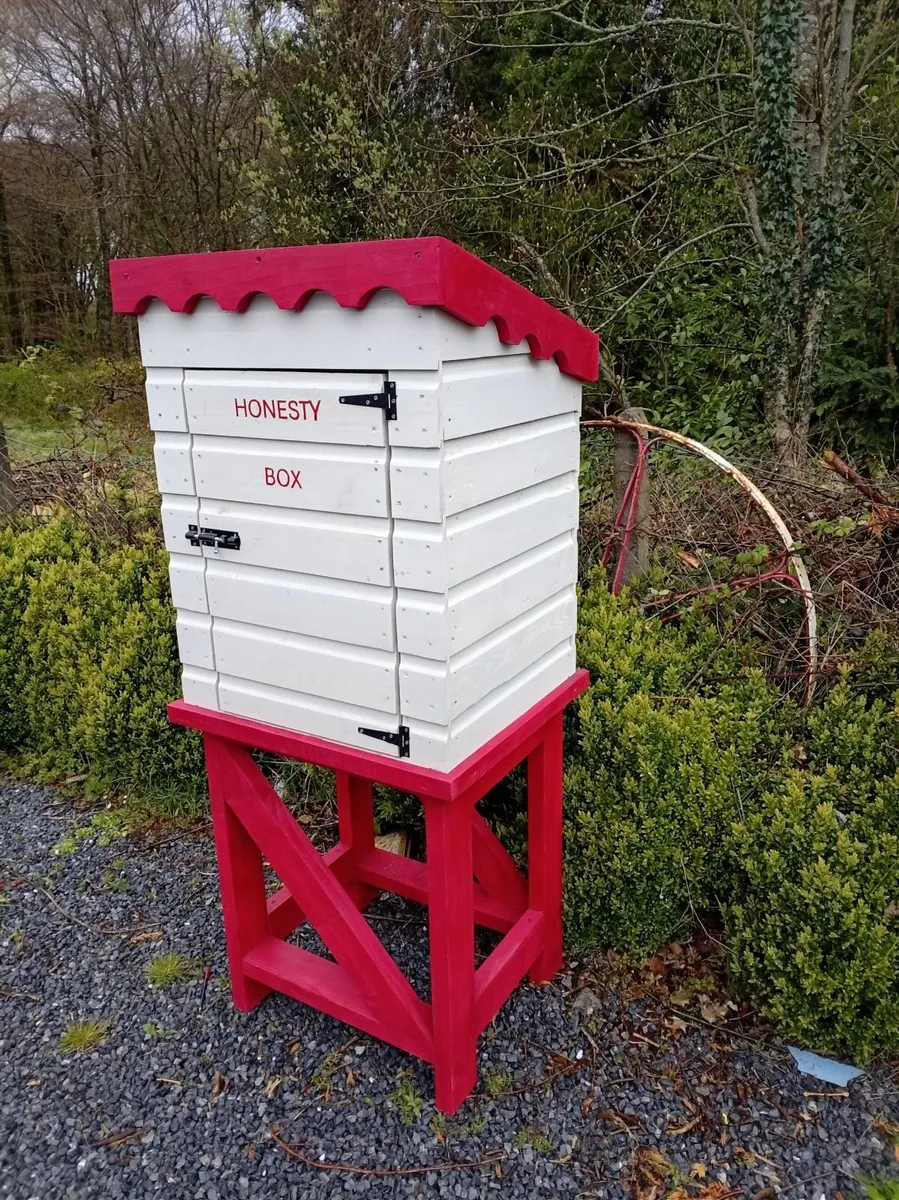 Honesty box  🐓 🥚🍞  🥦🥕🌽 - Image 4