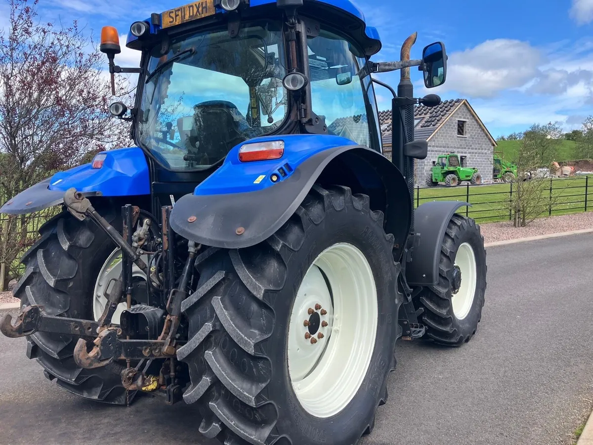 2011 New Holland T 6040 - Image 3