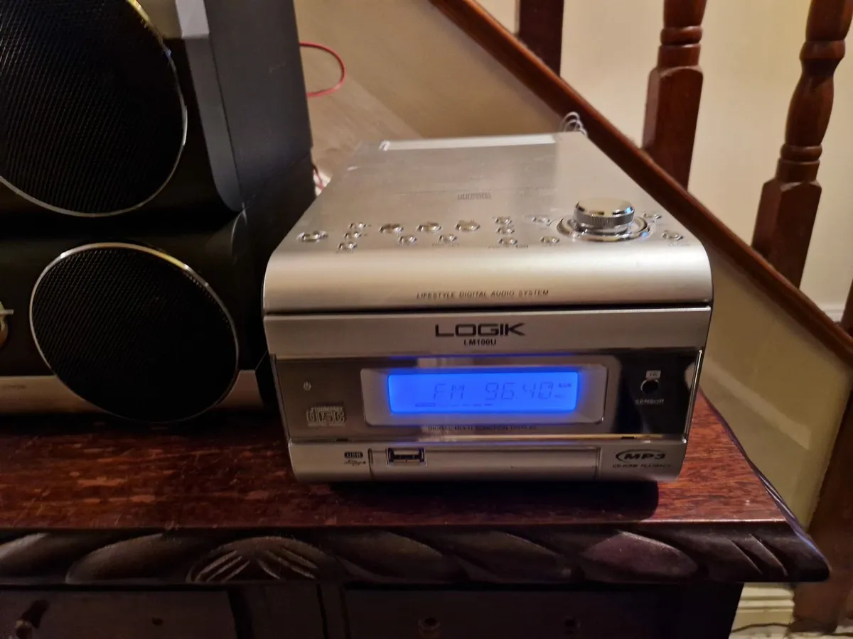 Logik LM100U Hifi Stereo System with Remote Contro - Image 2