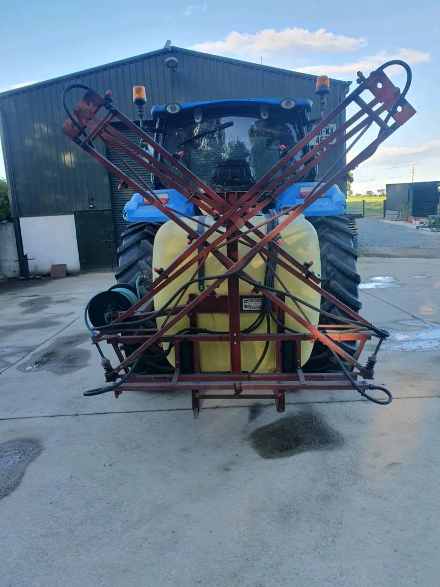 Tractor sprayer - Image 1