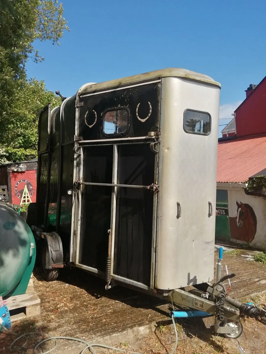 Horsebox - Image 1