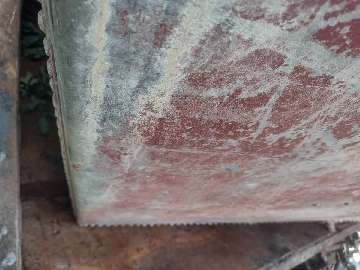Antique riveted water tank - Image 4