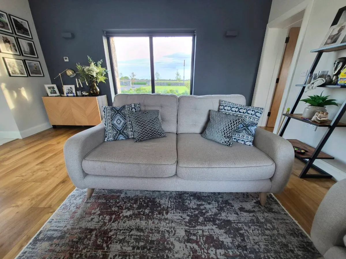 2 Seater and 3 seater sofa - Image 1
