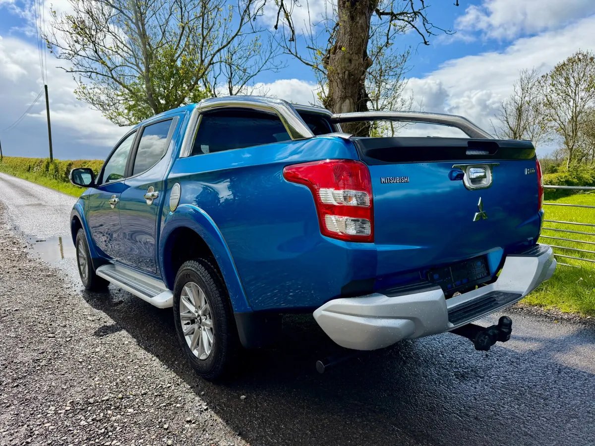 2018/181 Mitsubishi L200 2.4 Di-D Barbarian - Image 2