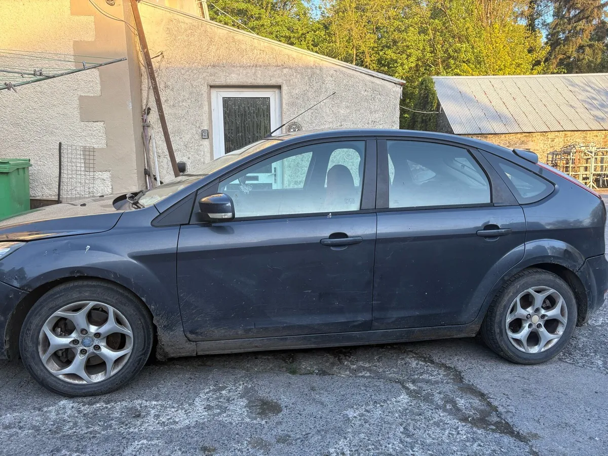 Car for Breaking - Image 3