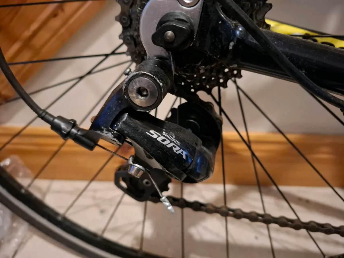 Boardman Race road bike - Image 4