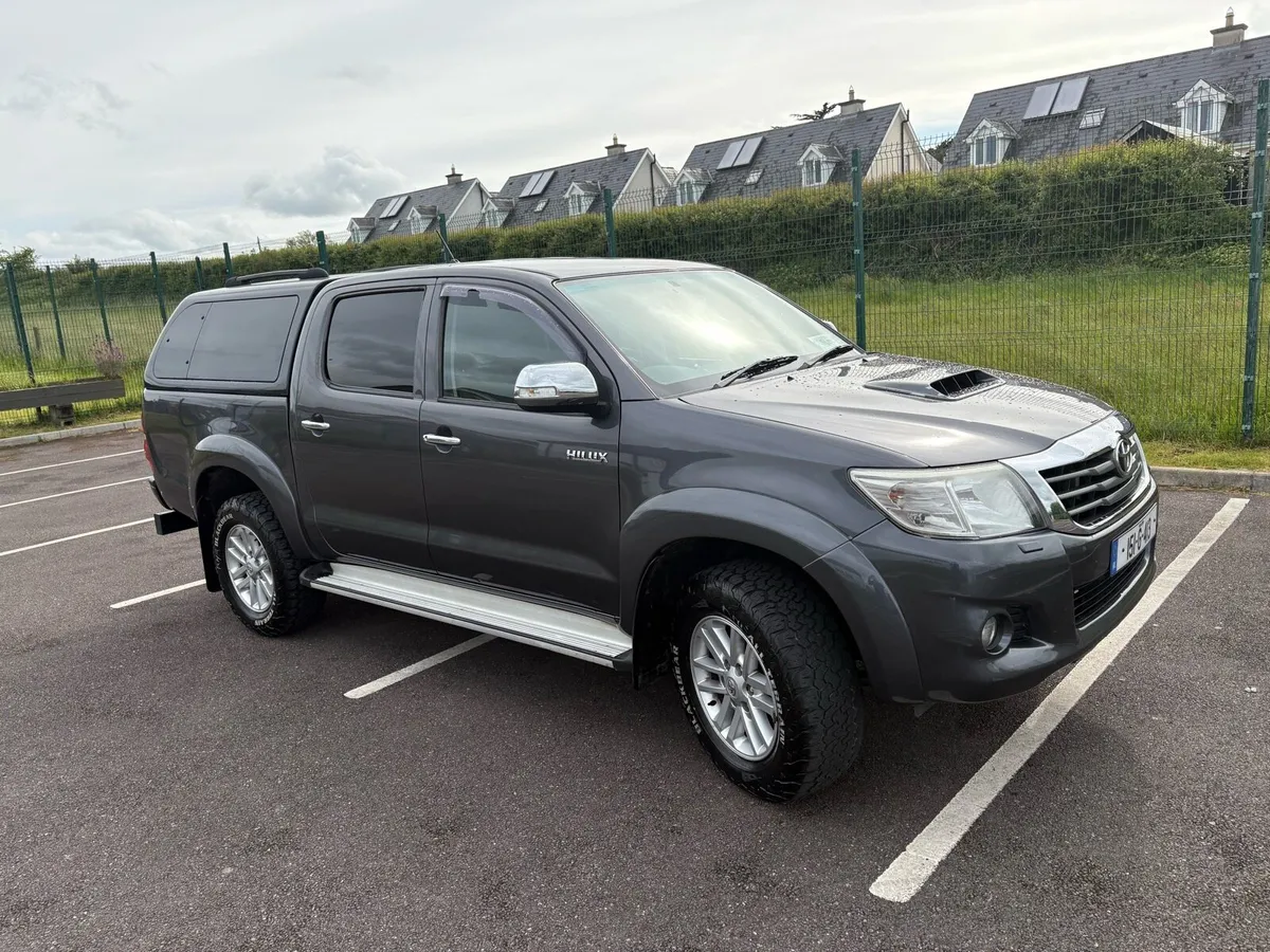 Toyota Hilux - Image 1