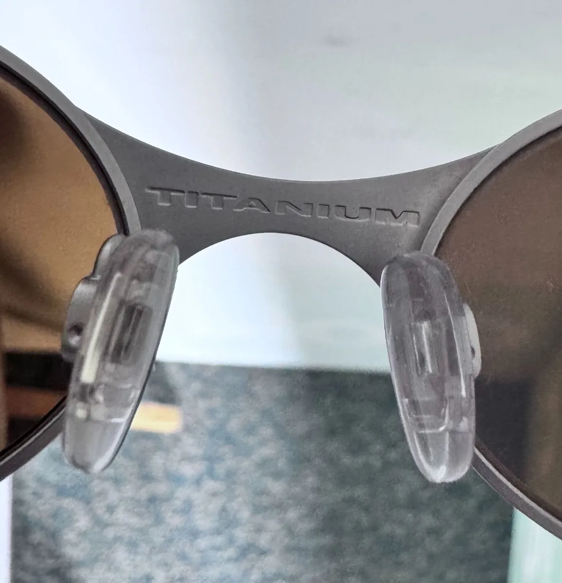 Authentic Vintage Oakley T-Wire Titanium Sunglass - Image 3