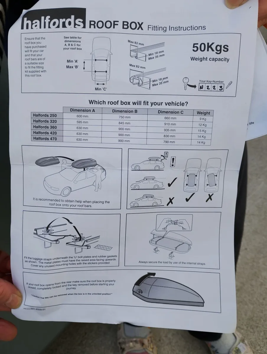 Dacia Sandero roof box with rails - Image 4