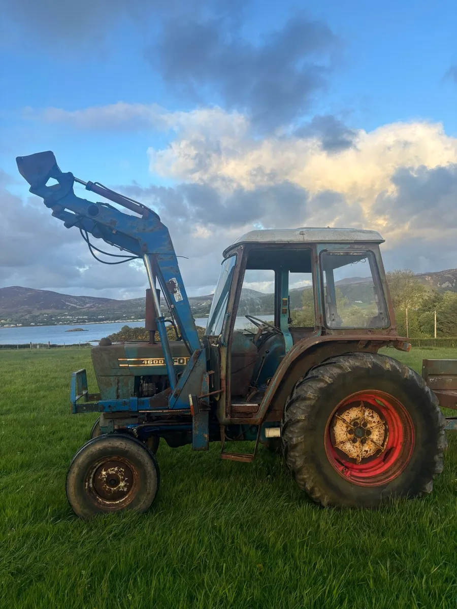 Ford 4600 with loader and Kane 8x5 trailer - Image 4