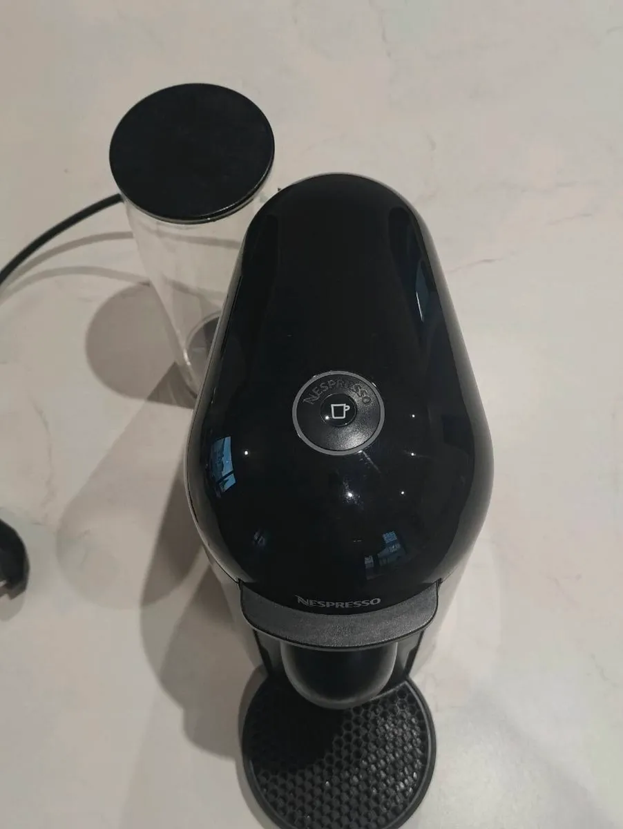Nespresso Vertuo Plus Coffee Machine - Image 4