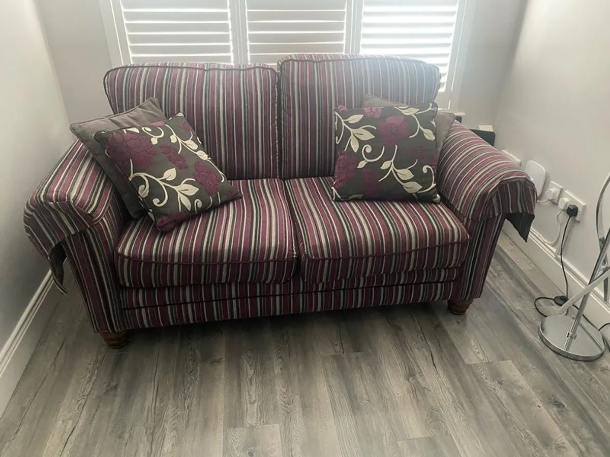 Quality Grey stripped Sofa with matching arm covers and cushions - Image 1