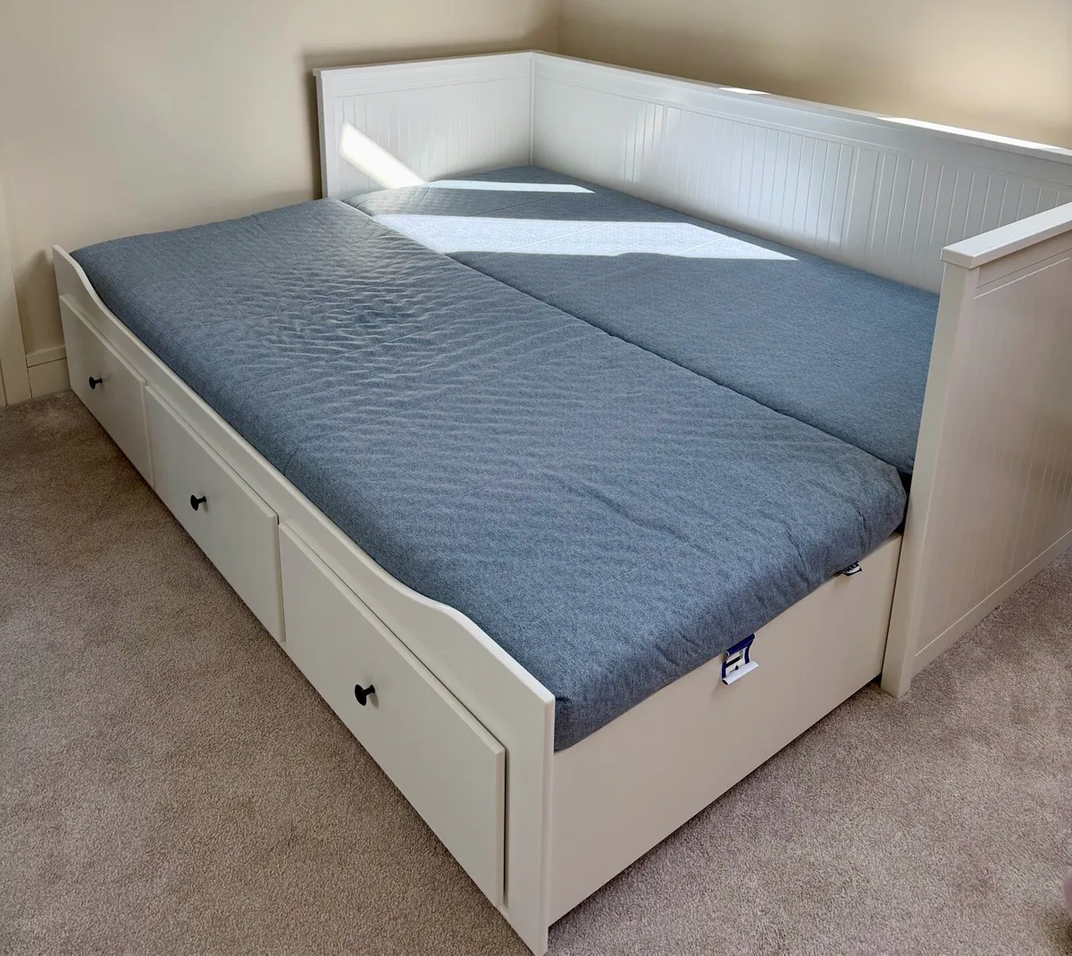 IKEA Hemnes bed - Image 2