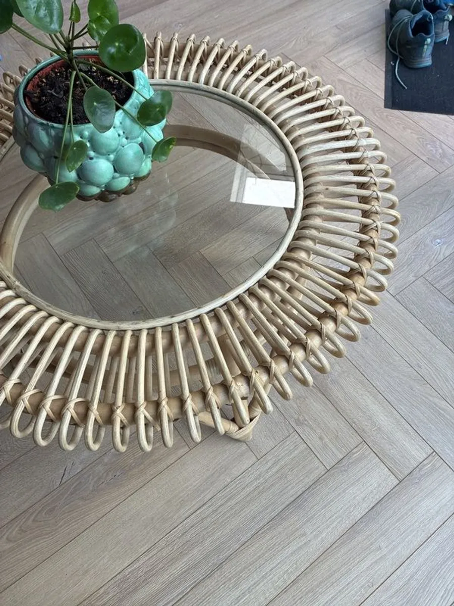 Rattan table - Image 3
