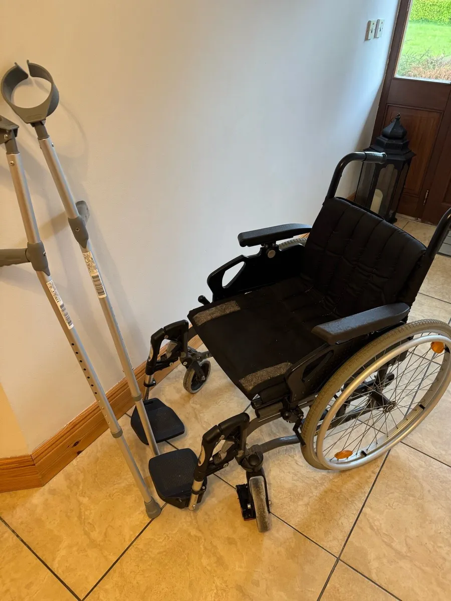 wheelchair and crutches - Image 1