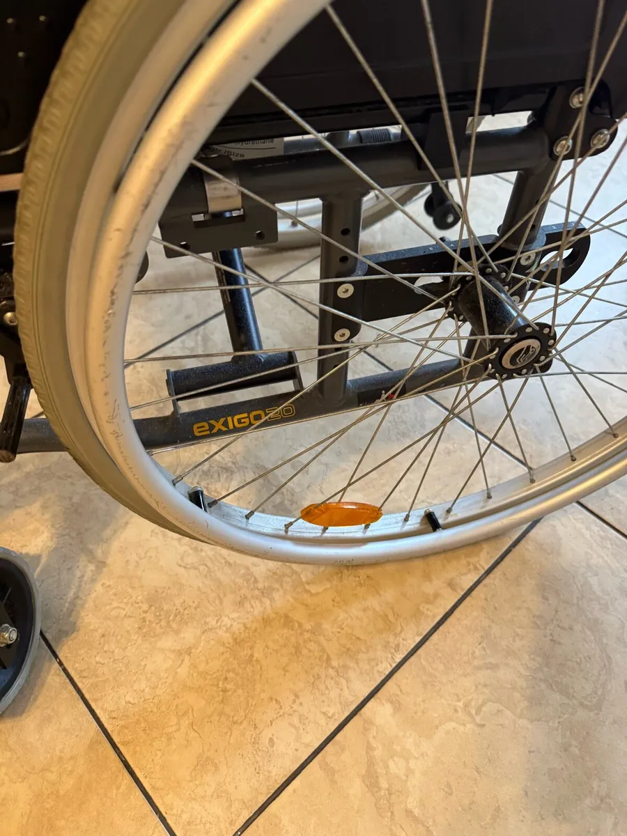 wheelchair and crutches - Image 3