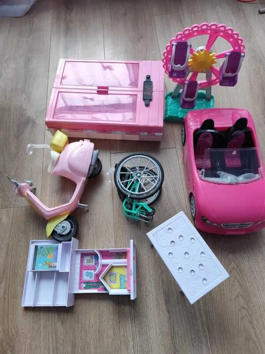 Barbie Dream House, 20+ Dolls, Campervan, Car, Moped , Wardrobe - Image 4