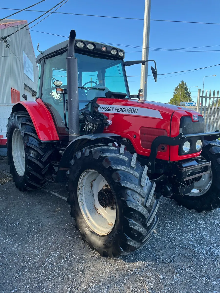2007 Massey Ferguson 6465 - Image 3