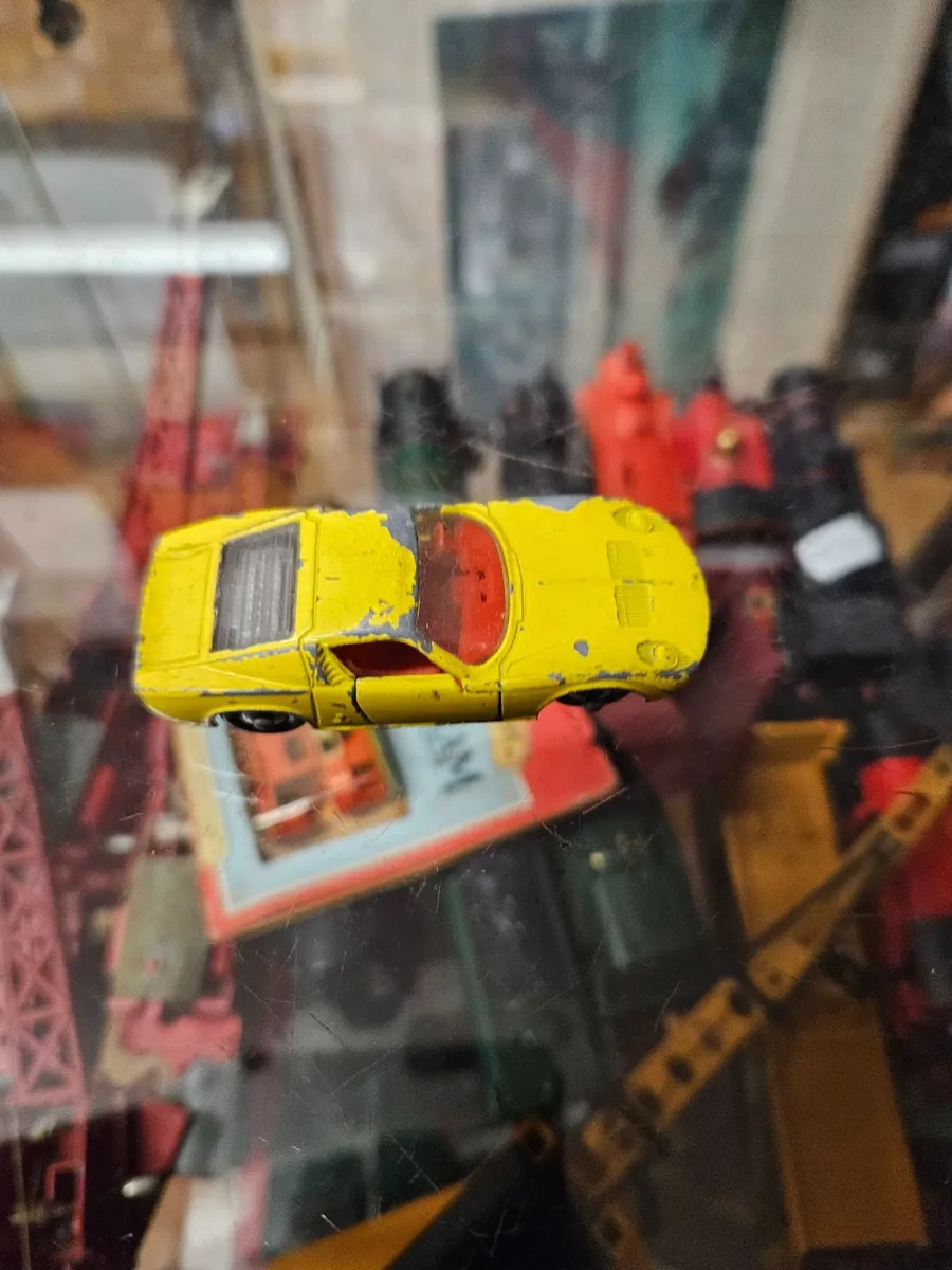 Matchbox Lesney Superfast Lamborghini Miura - Image 3