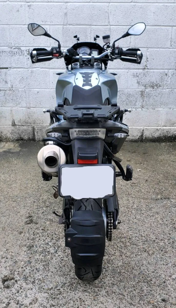 Motorbike - Image 3