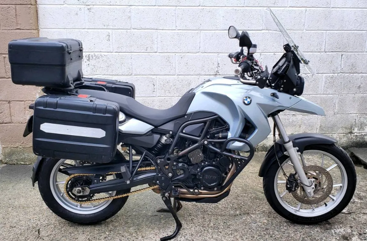 Motorbike - Image 1