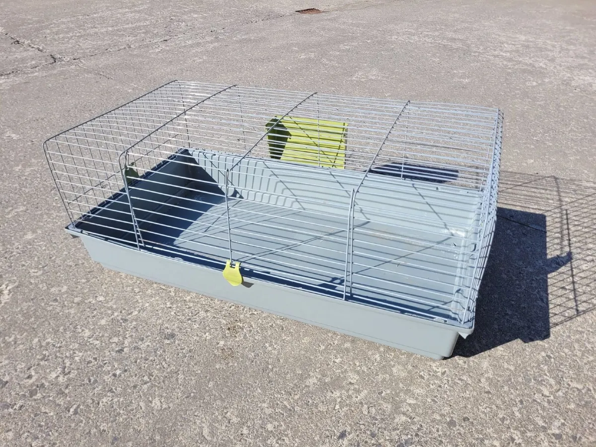 Rabbit cage - Image 1