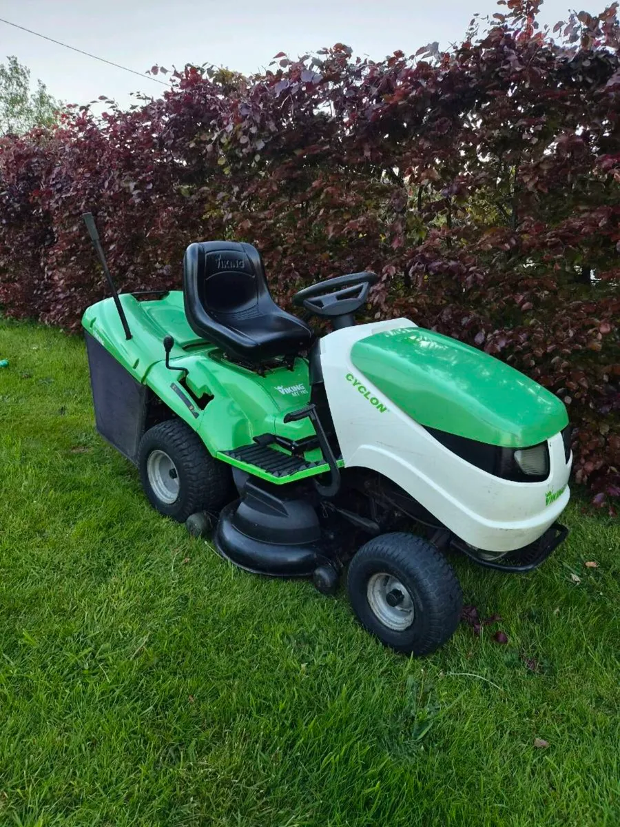 Viking Ride On Lawnmower - Image 1