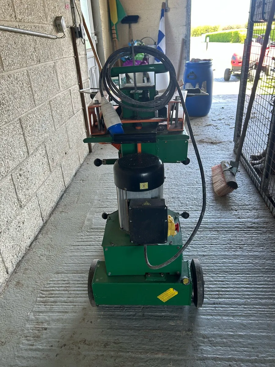 Log Splitter - Image 1