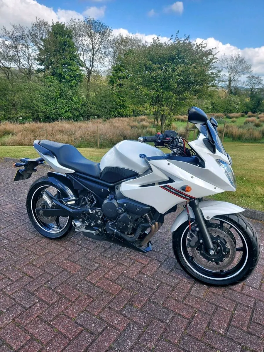 Yamaha XJ6S Diversion(2011) - Image 1