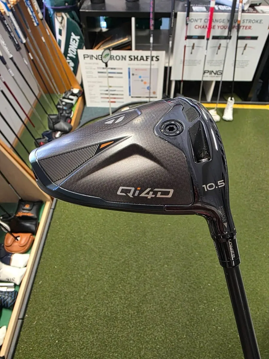 As New Taylormade Qi4D Driver - Image 2