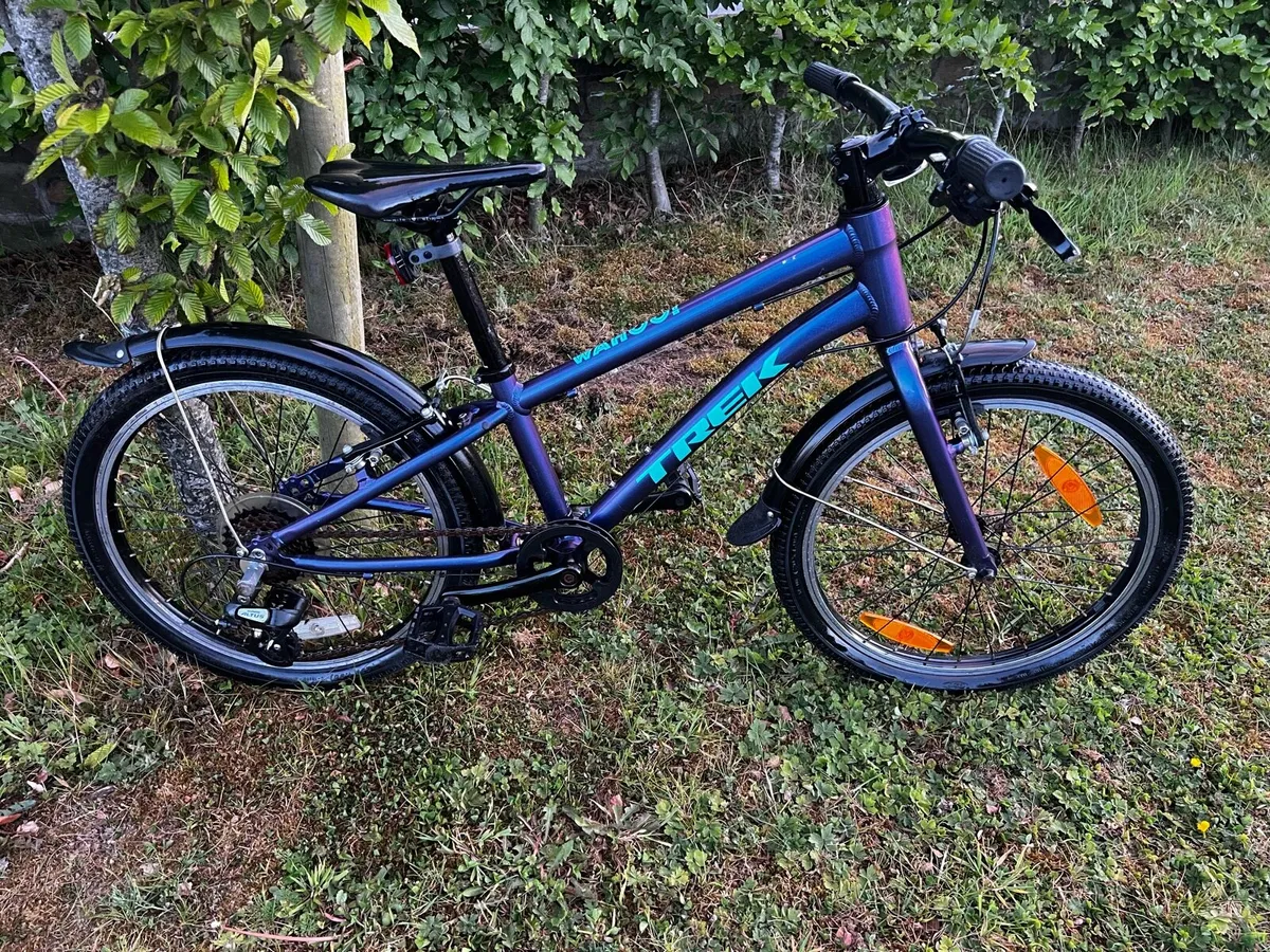 TREK WAHOO! 8 Speed bike ( LIKE NEW ) - Image 4