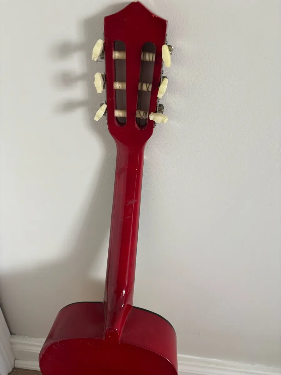 Junior guitar - Image 1